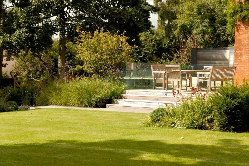 Kingsfield House, Aldeburgh Villa Exterior photo